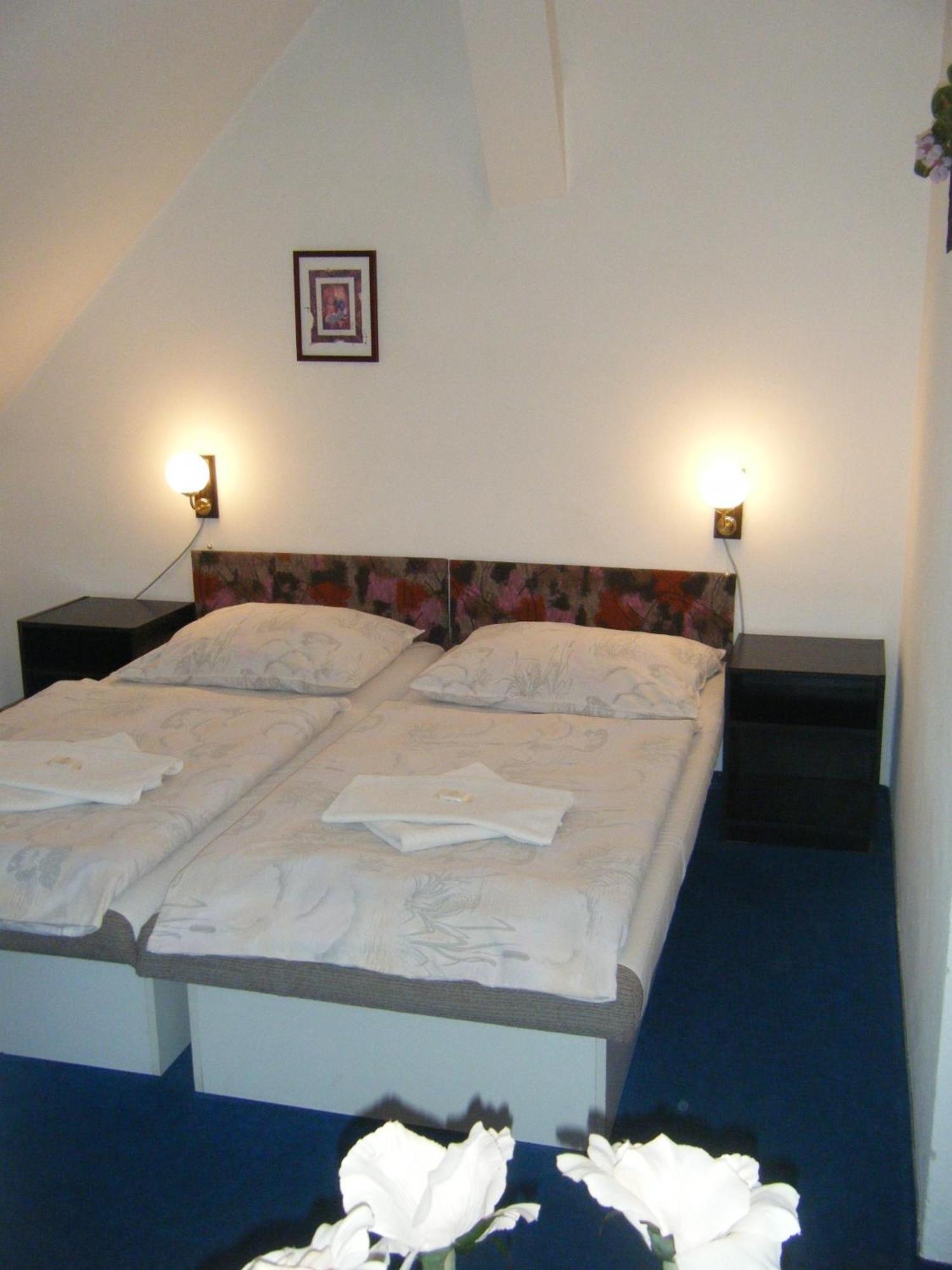Hotel Parkán Prachatice Quarto foto