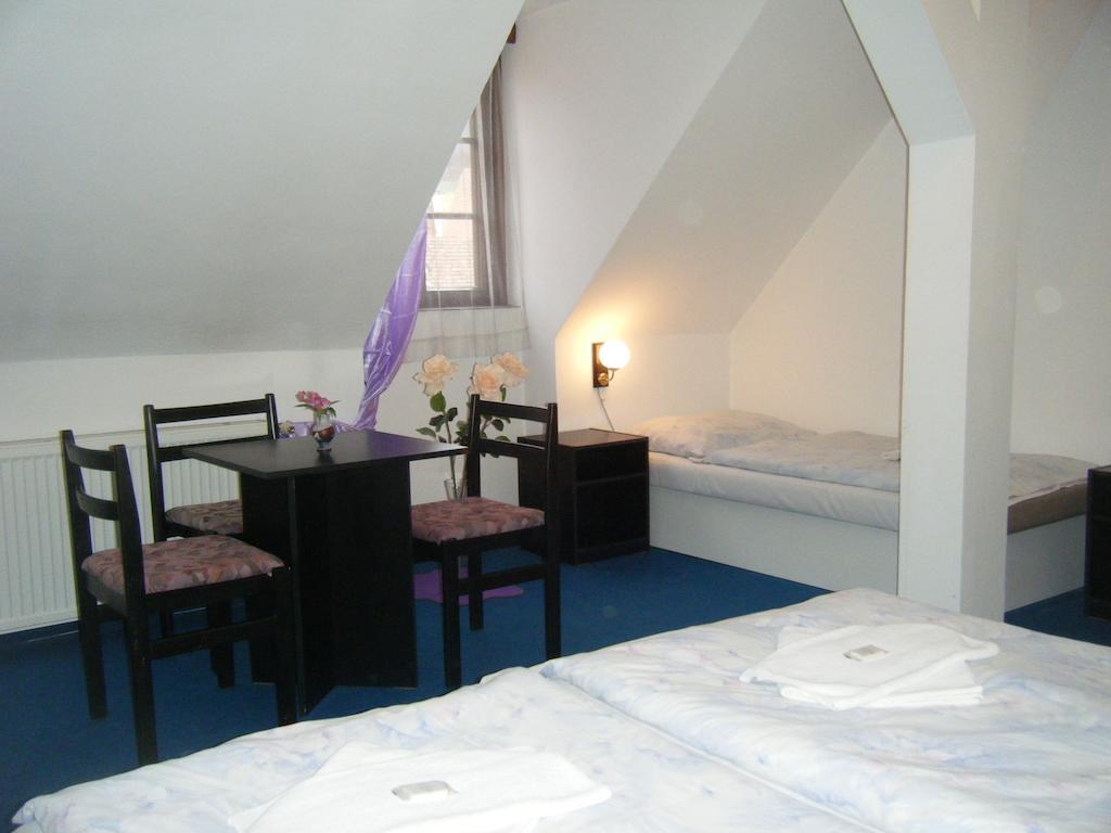 Hotel Parkán Prachatice Quarto foto